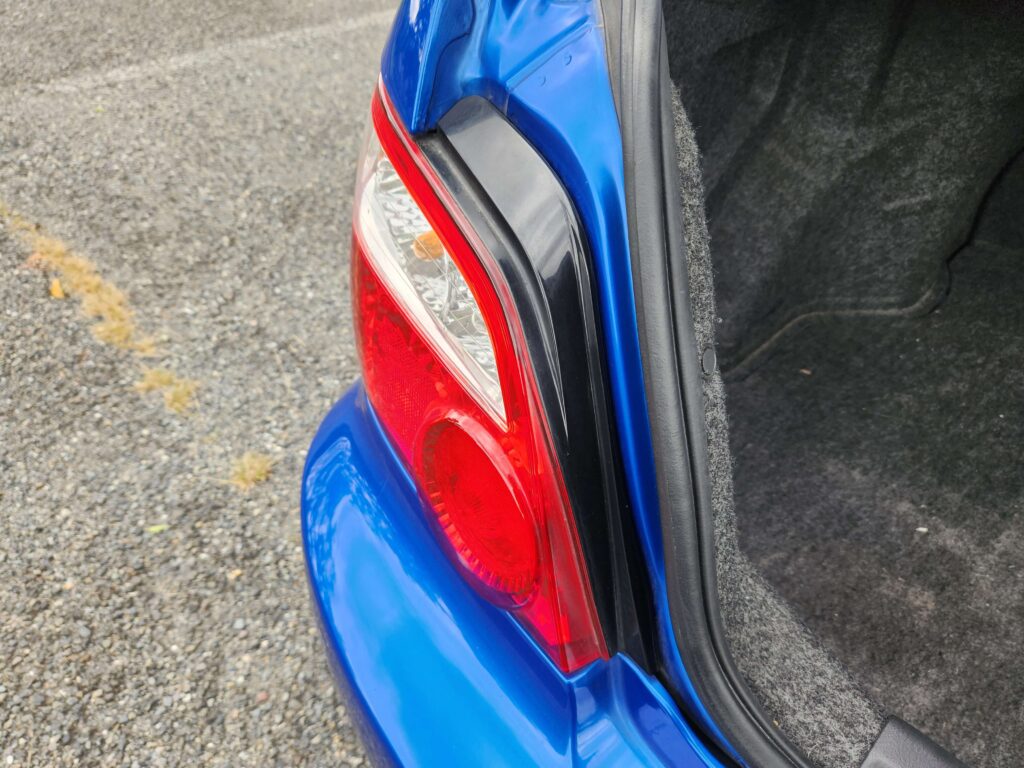 インプレッサ WRX STI のテールランプ